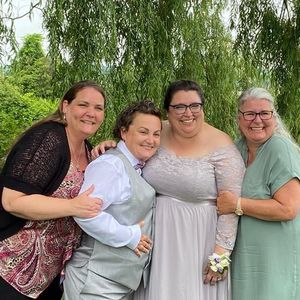 Meet your Posher, Sharon